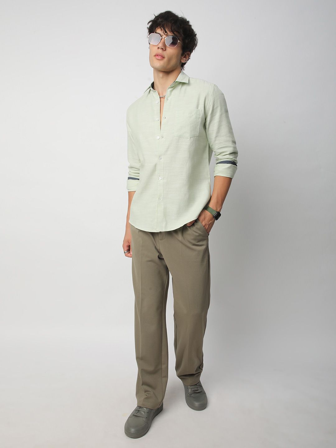 VASTRADO Men Classic Cutaway Collar Textured Cotton Slim Fit Casual Shirt