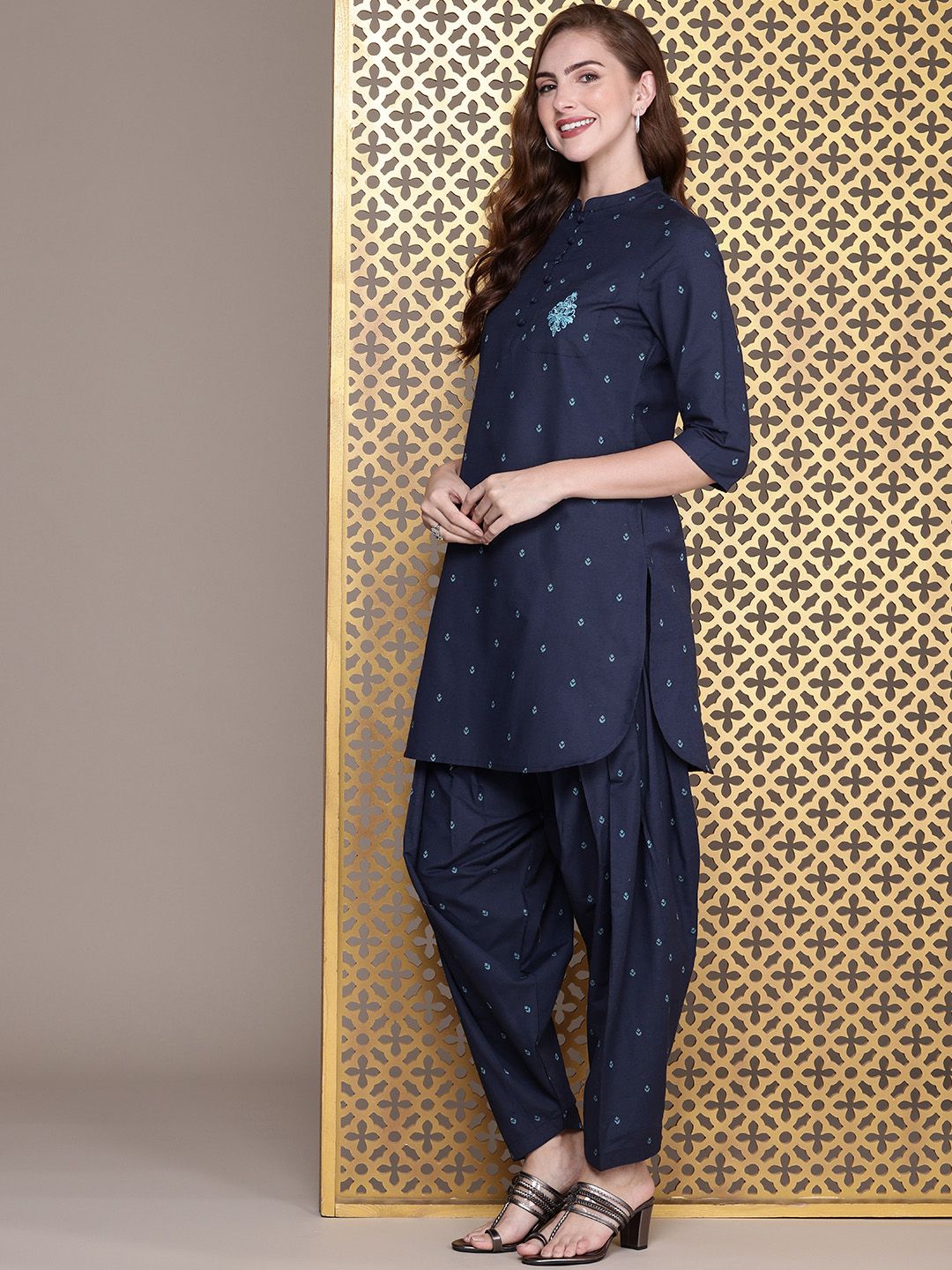 House of Pataudi Women Woven design Regular Jashn Kurta with Patiala
