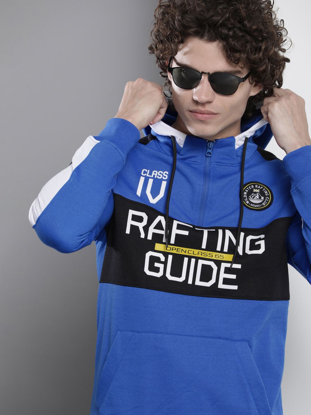 Sweatshirt Bercetak Bercetak Blue & Black Indian