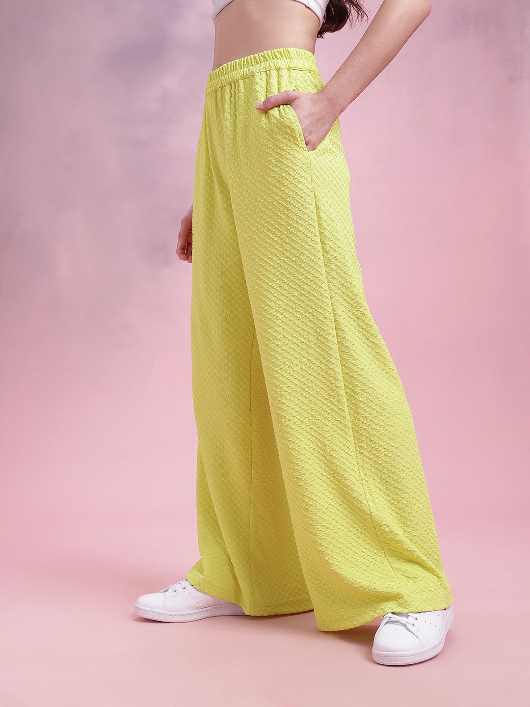 DressBerry Women Geometric Textured Mid-Rise Wide Leg Flared Trousers