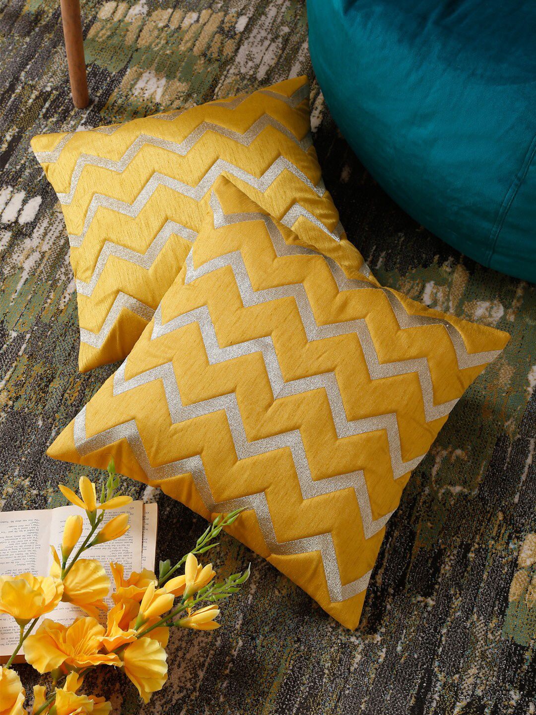 HOSTA HOMES Yellow & Gold-Toned Set of 2 Geometric Square Cushion Covers