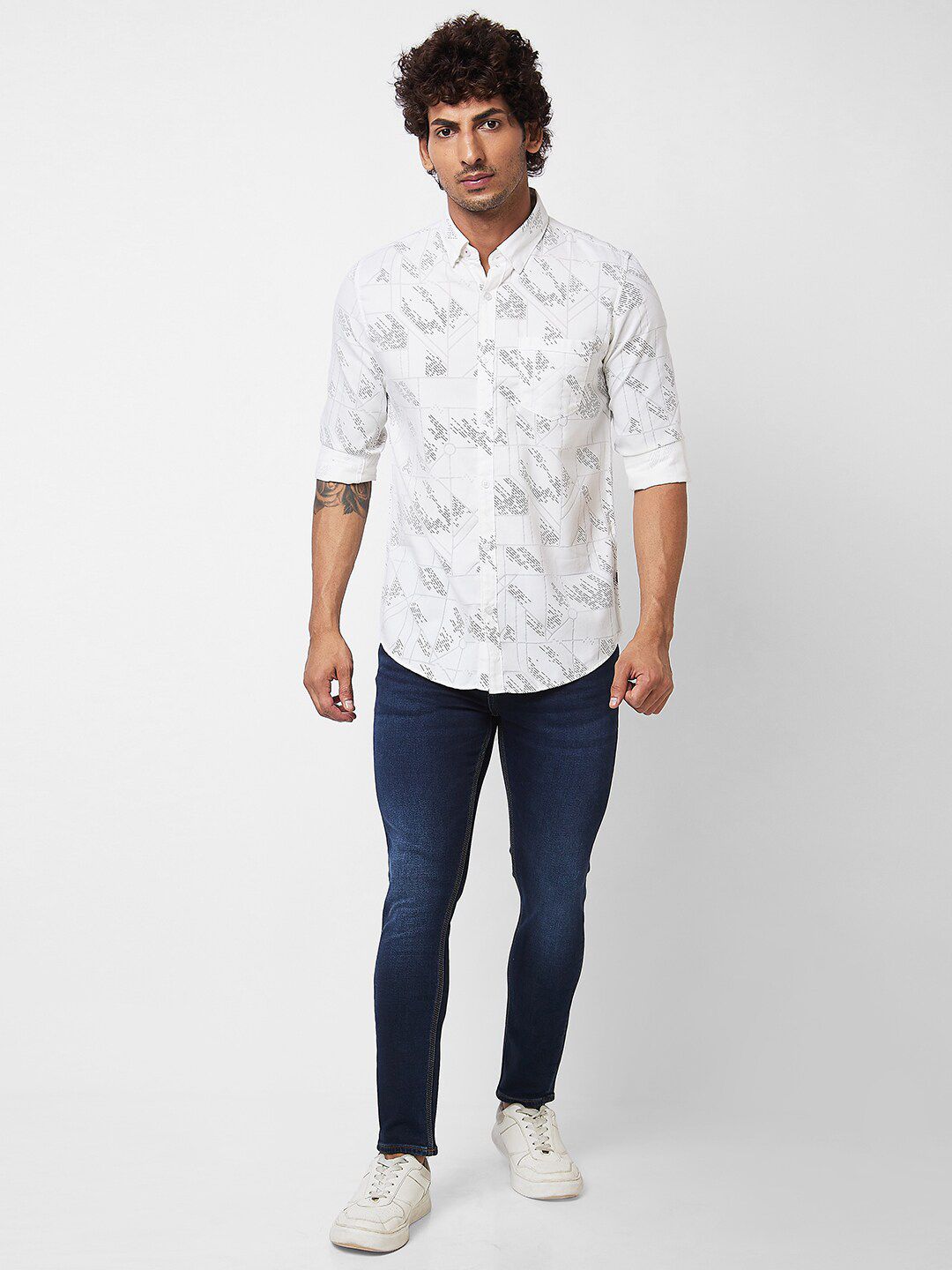 SPYKAR Spread Collar Abstract Opaque Printed Cotton Casual Shirt