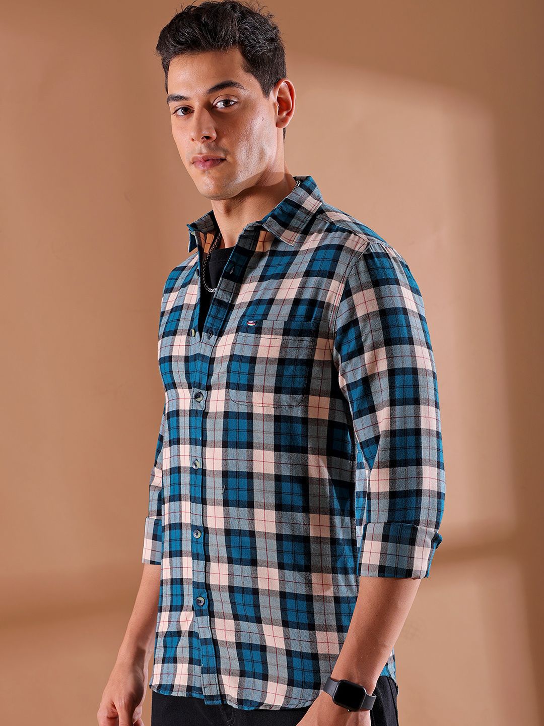 The Indian Garage Co Men Slim Fit Buffalo Checks Opaque Checked Casual Shirt