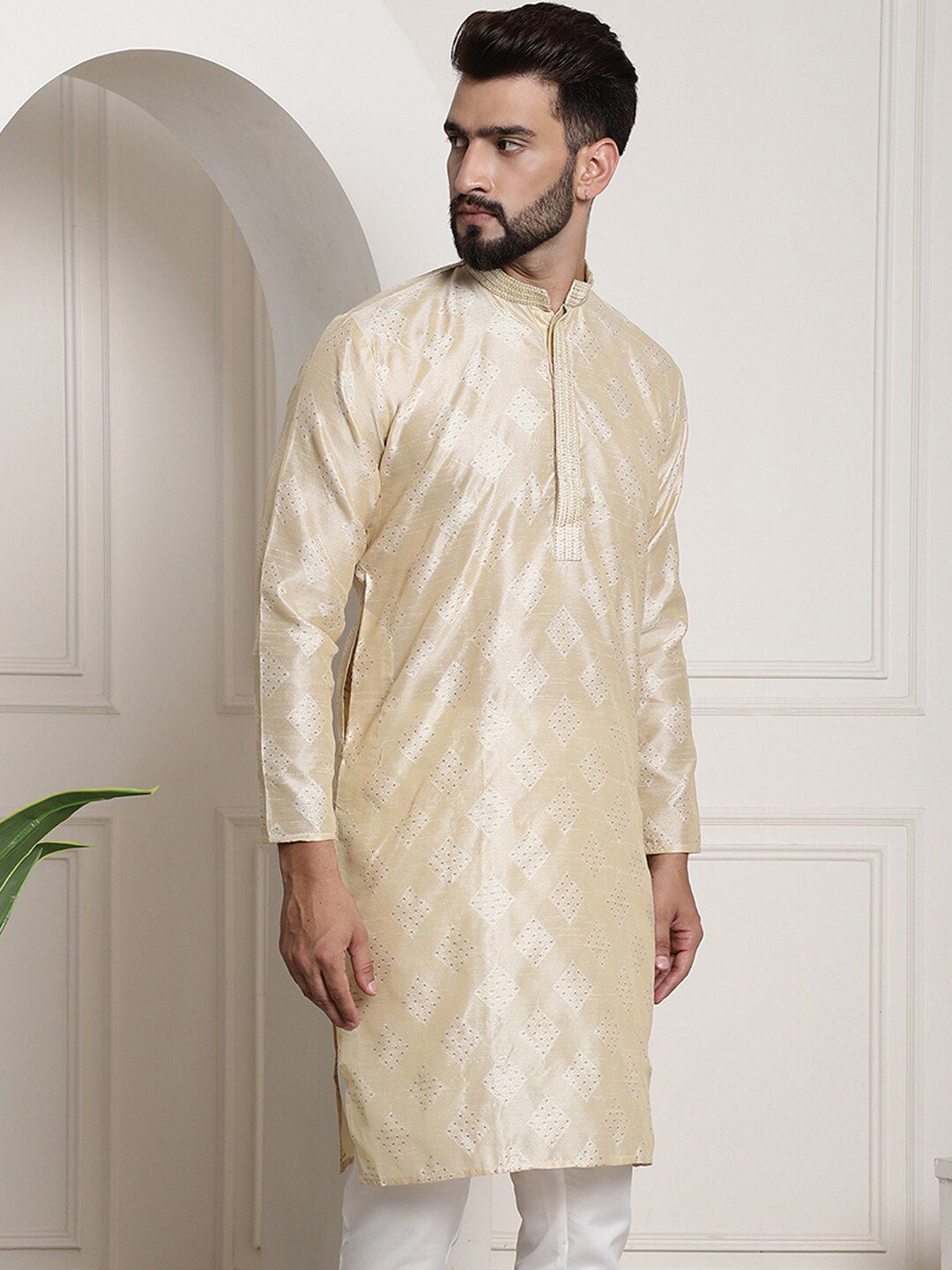SOJANYA Kurta Kerja Benang Kolar Mandarin