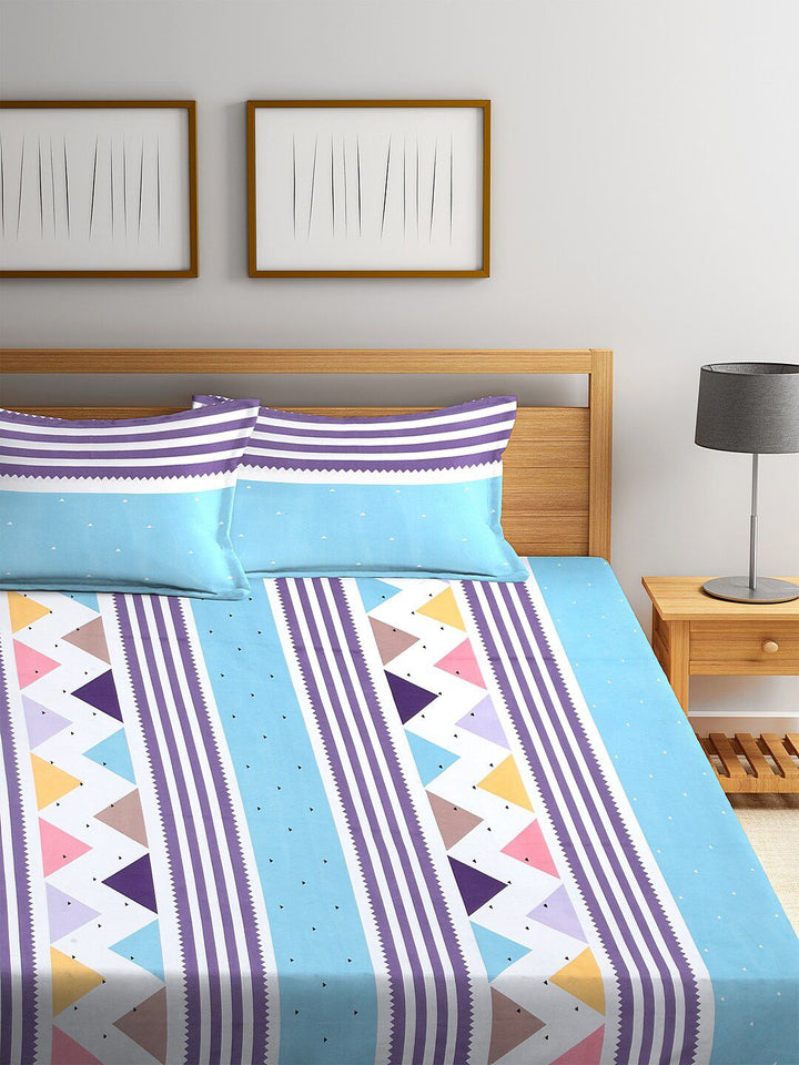 KLOTTHE Blue Geometric Polycotton 300 TC King Fine 2 Bedsheet with 4 Pillow Covers-98 x 89 inches