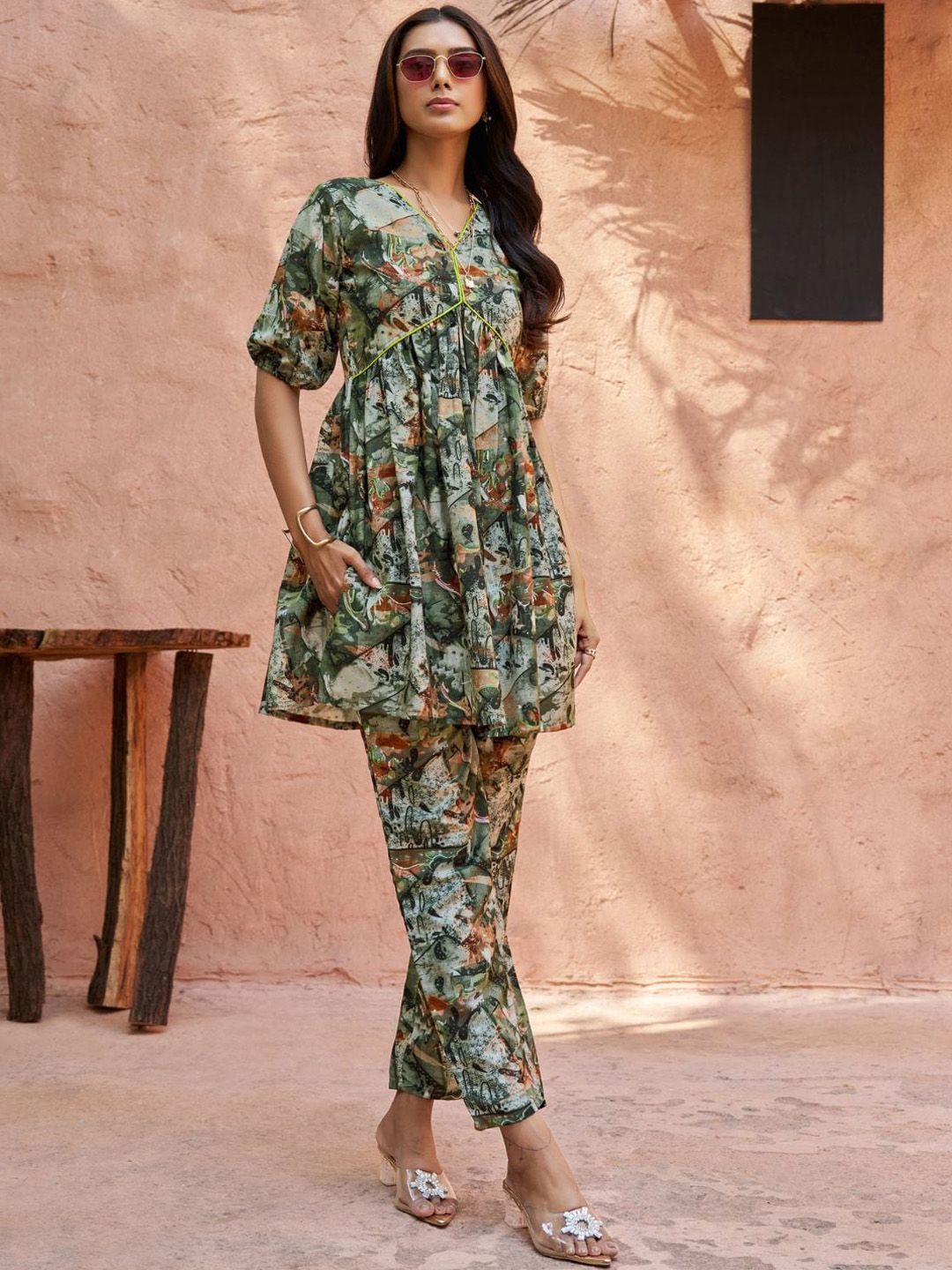 KALINI Floral Printed V-Neck Puff Sleeves Regular A-Line Kurti with Trousers