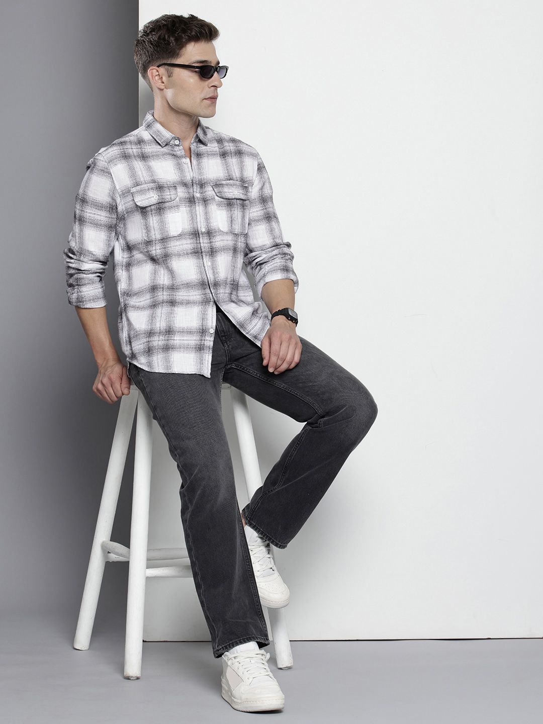 The Indian Garage Co Men Black Slim Fit Checked Double Flap Casual Shirt