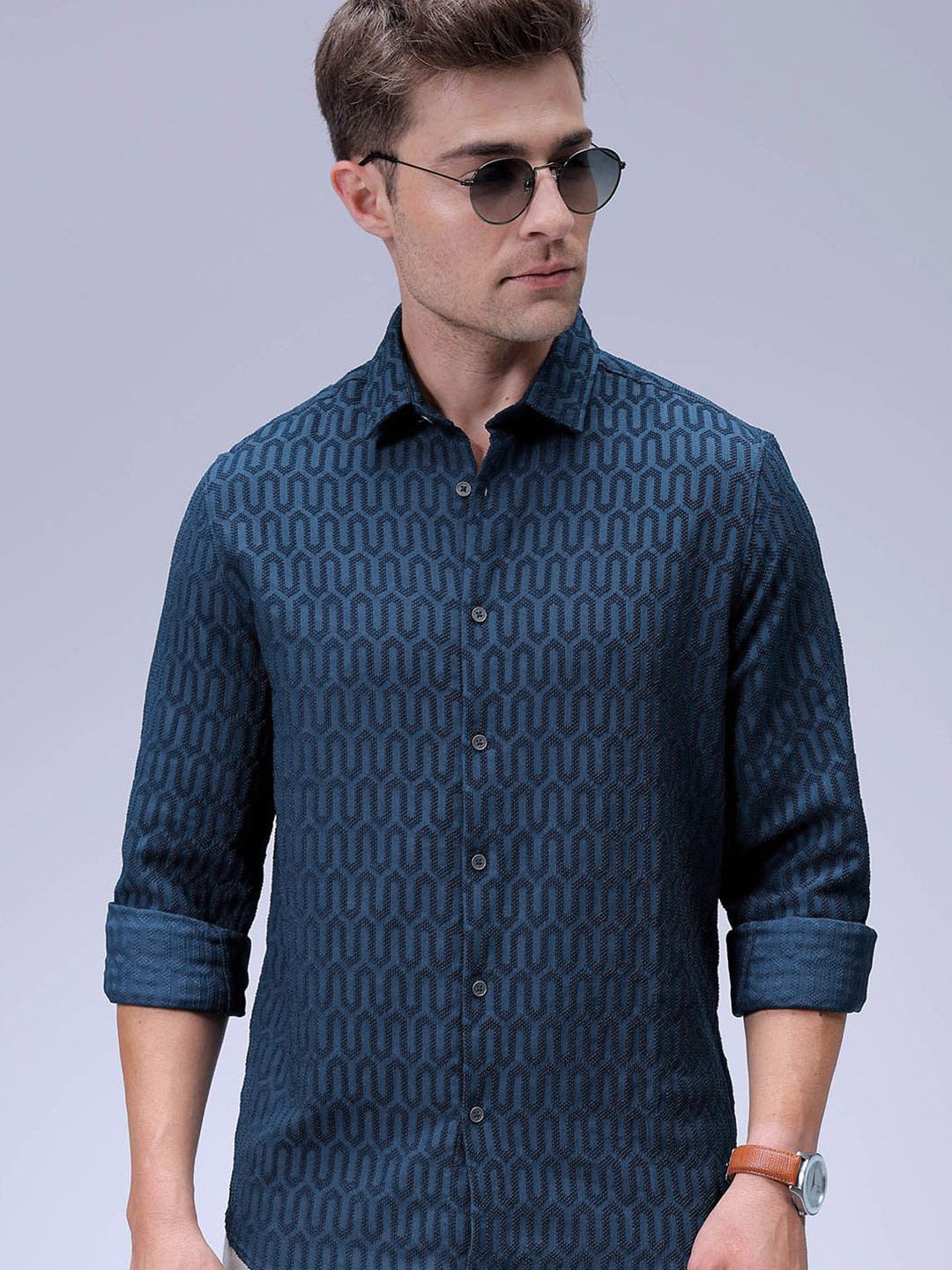 The Indian Garage Co Men Regular Fit Textured Jacquard Resortwear Shirt