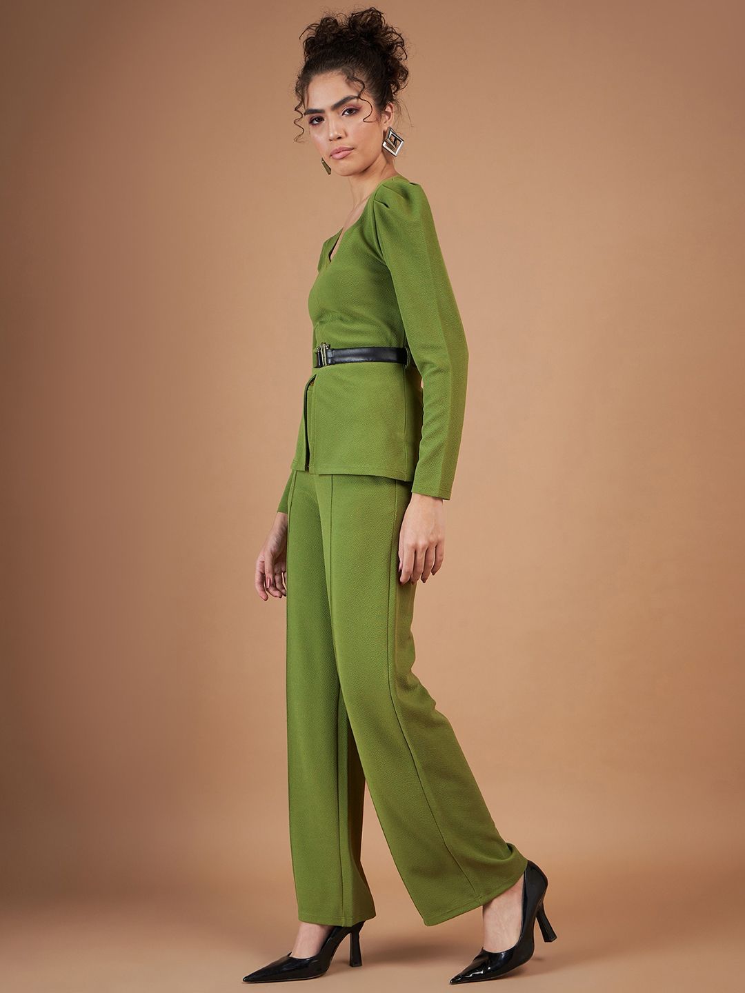 SASSAFRAS Green Puffed Slevees Top With Trousers