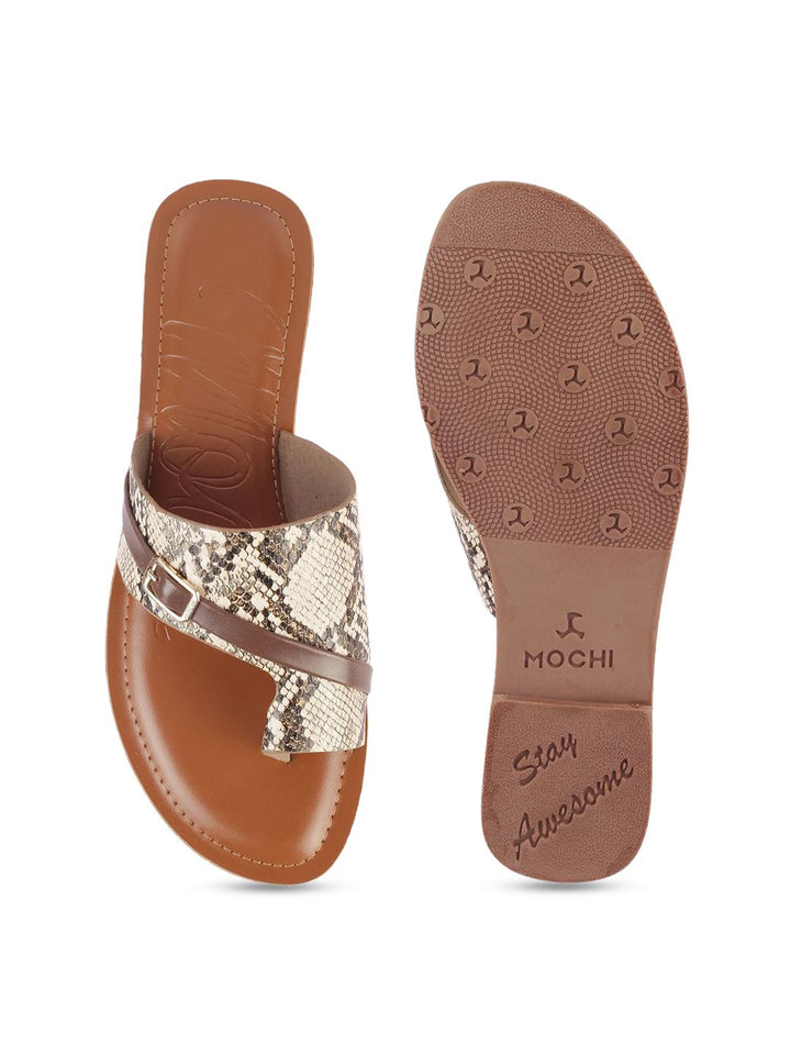 Mochi Women Printed One Toe Flats