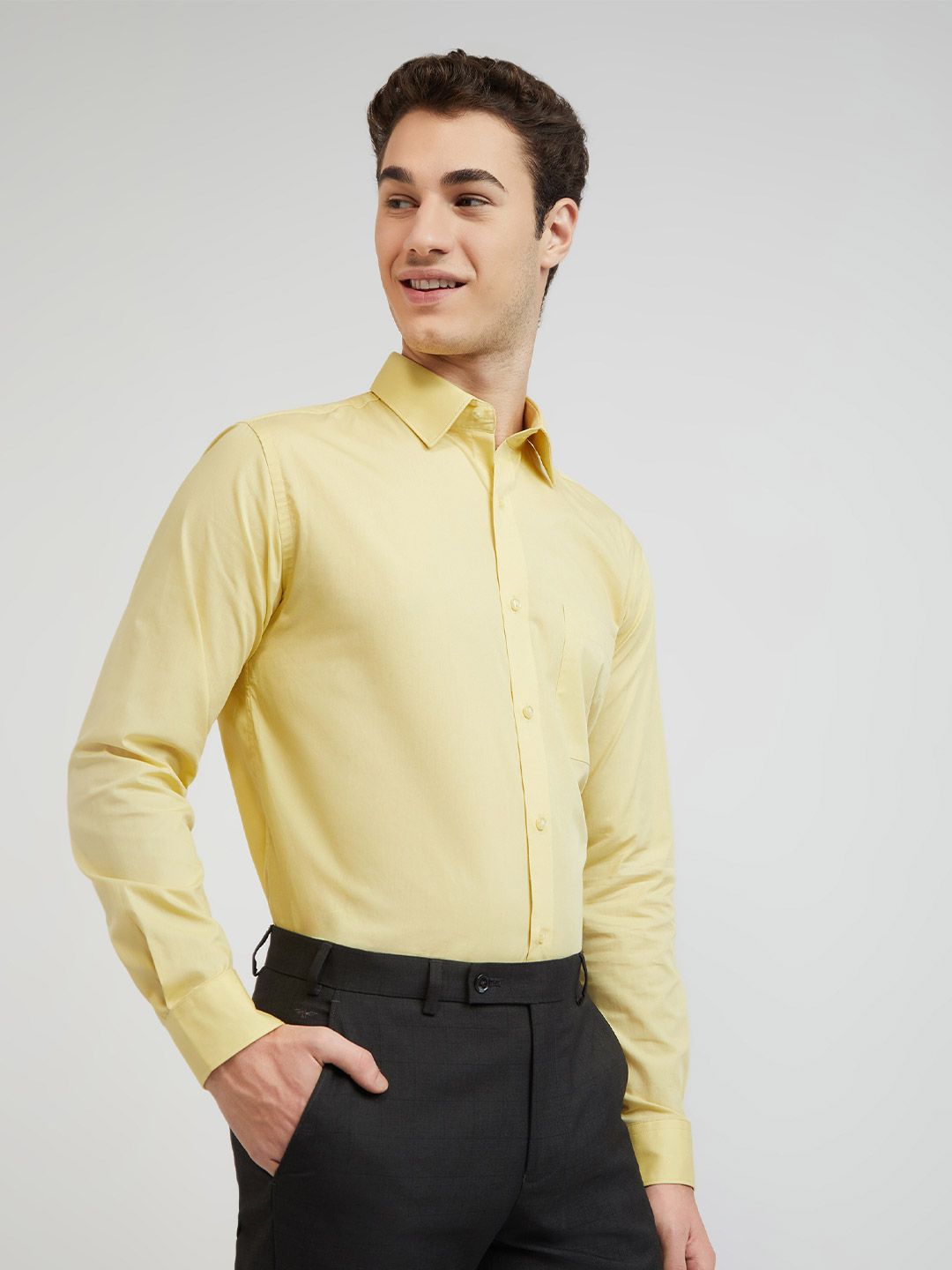 Raymond Solid Slim Fit Pure Cotton Formal Shirt