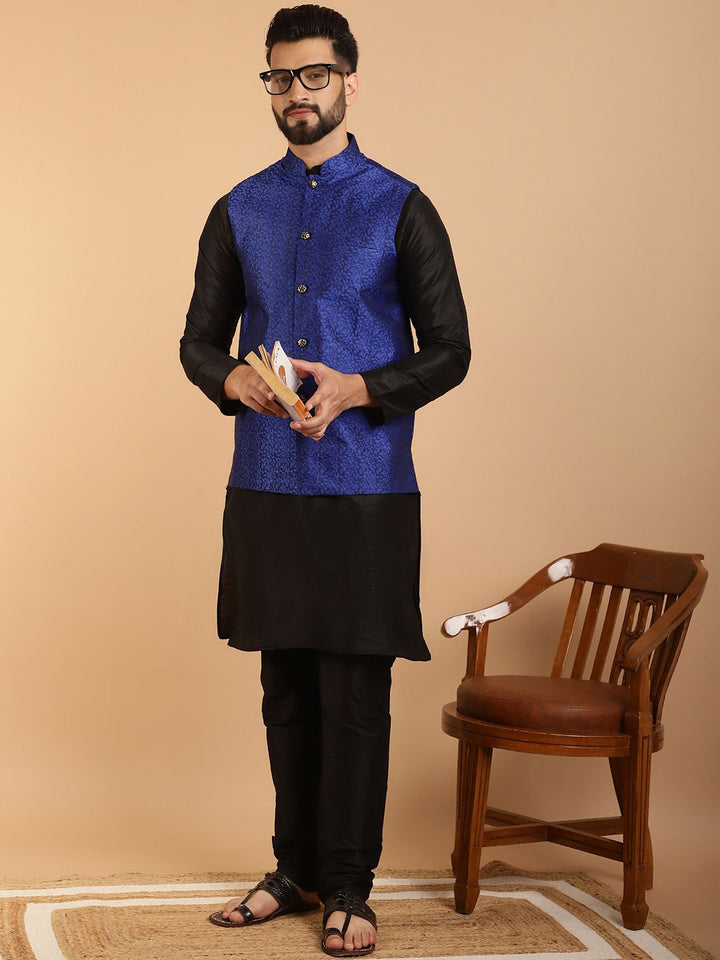 SOJANYA Kurta Lelaki Hitam & Biru Laut dengan Jaket Churidar Dan Nehru