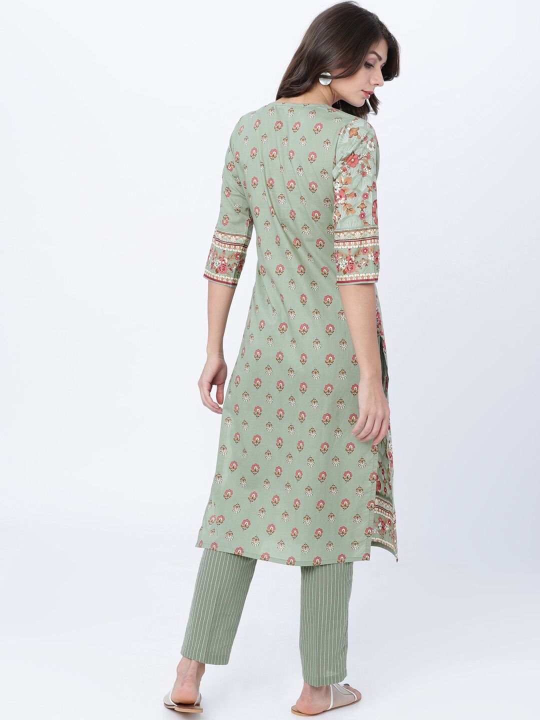 Vishudh Women Olive Green & Pink Printed Straight Kurta
