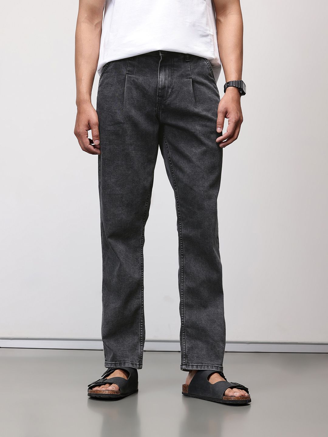 ether Grower Men Comfort Fit Mid-Rise Light Fade Stretchable Jeans