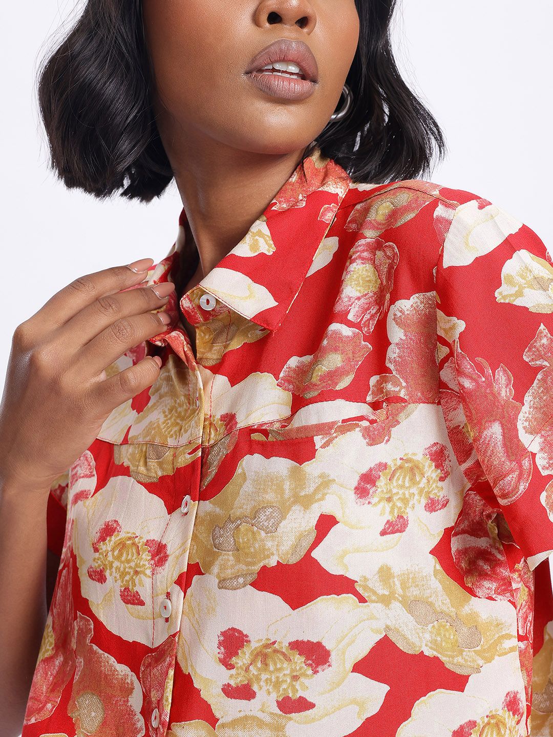 DressBerry Garden Vibes Floral Print Cropped Co-Ords
