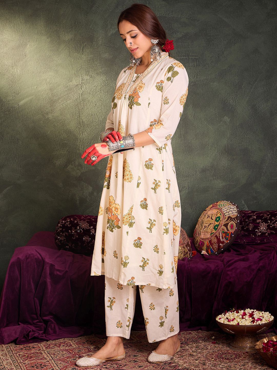 Indo Era Floral Printed Pure Cotton V-Neck A-Line Kurta With Palazzos