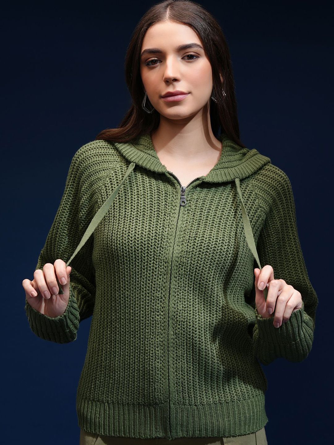 Tokyo Talkies Women Ribbed Pullover with Zip Detail