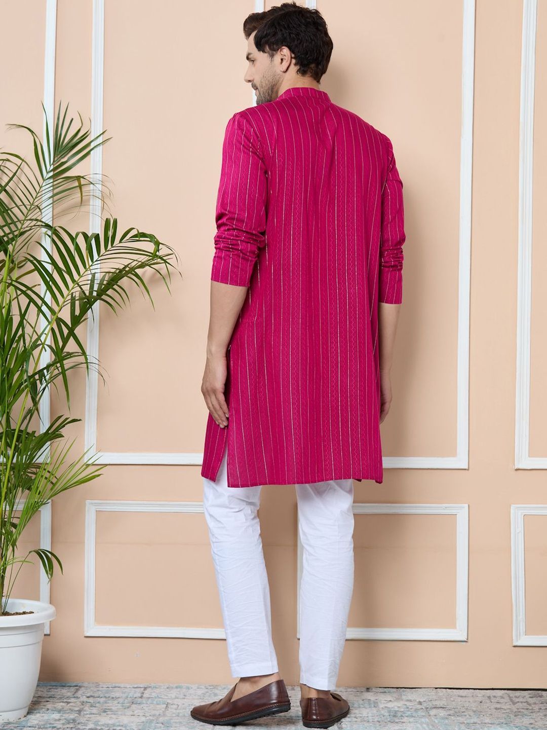 Lihat Reka Bentuk Lelaki Striped Mirror Work kurta