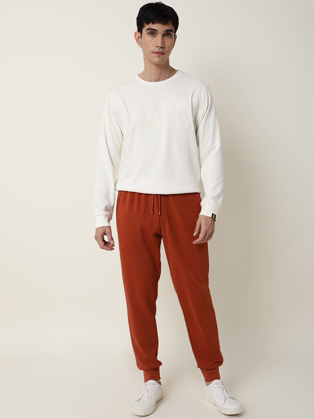 RARE RABBIT Men Norman Slim Fit Sweatshirt