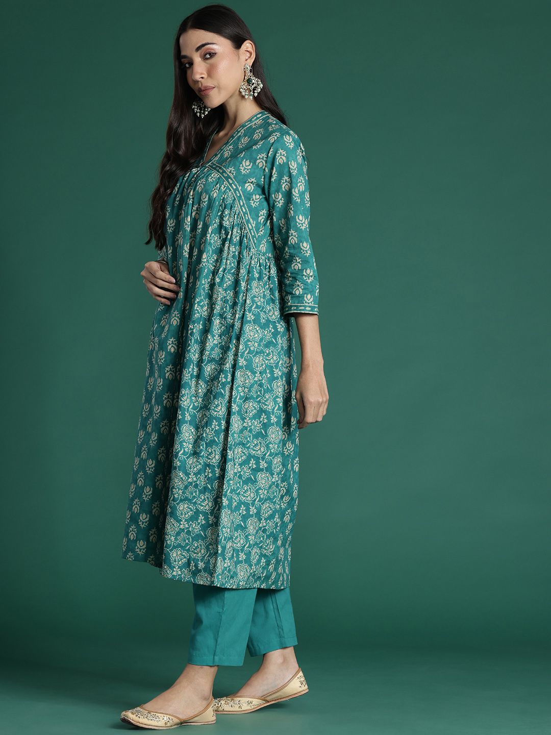 Indo Era Women Floral Printed Empire Pure Cotton Kurta with Trousers & With Dupatta