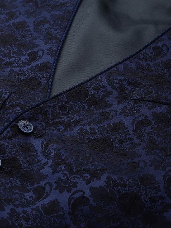 Park Avenue Self Design Single-Breasted 3 Piece Party Suit