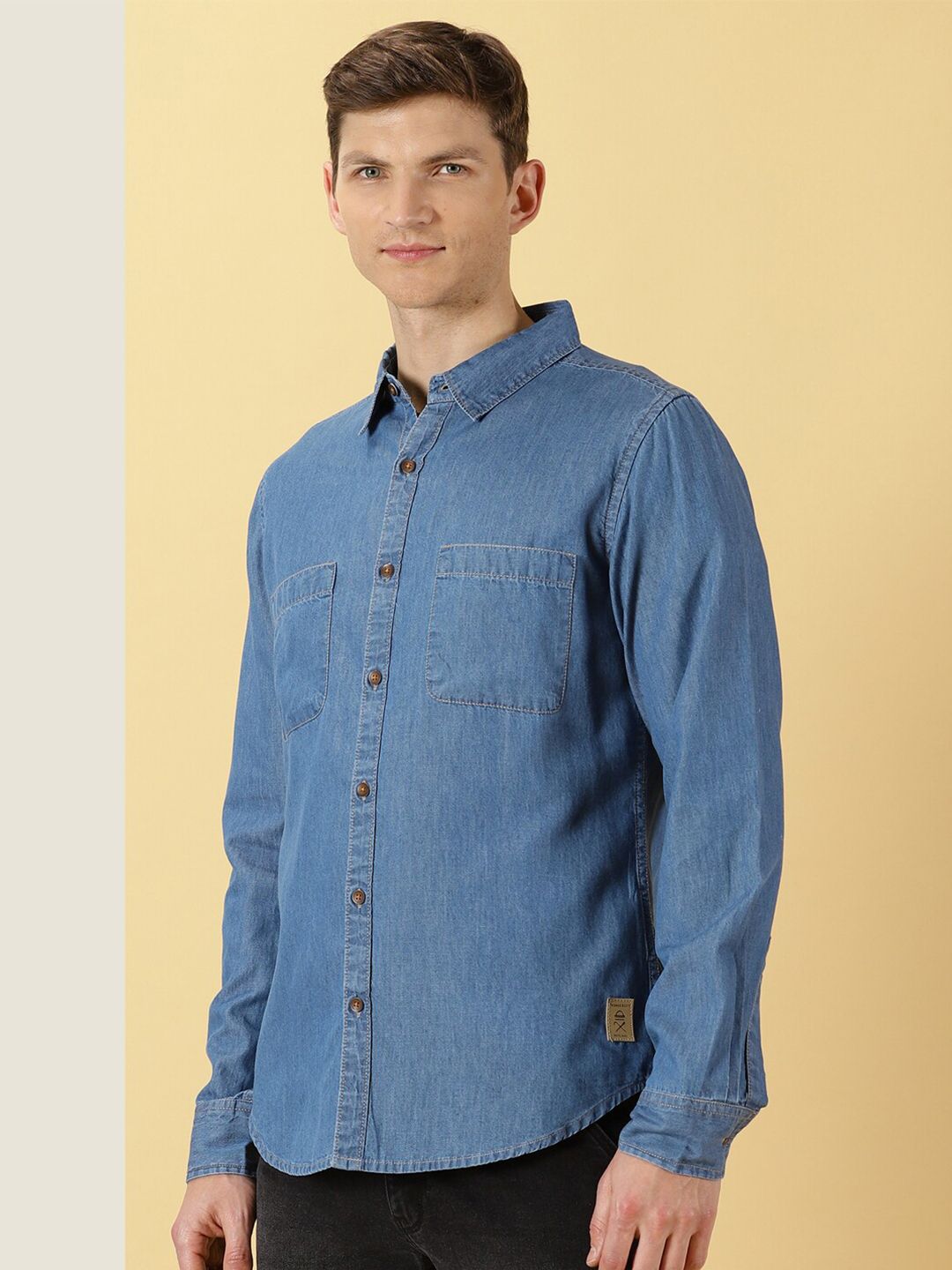 Thomas Scott Smart Slim Fit Denim Spread Collar Long Sleeves Cotton Casual Overdyed Shirt