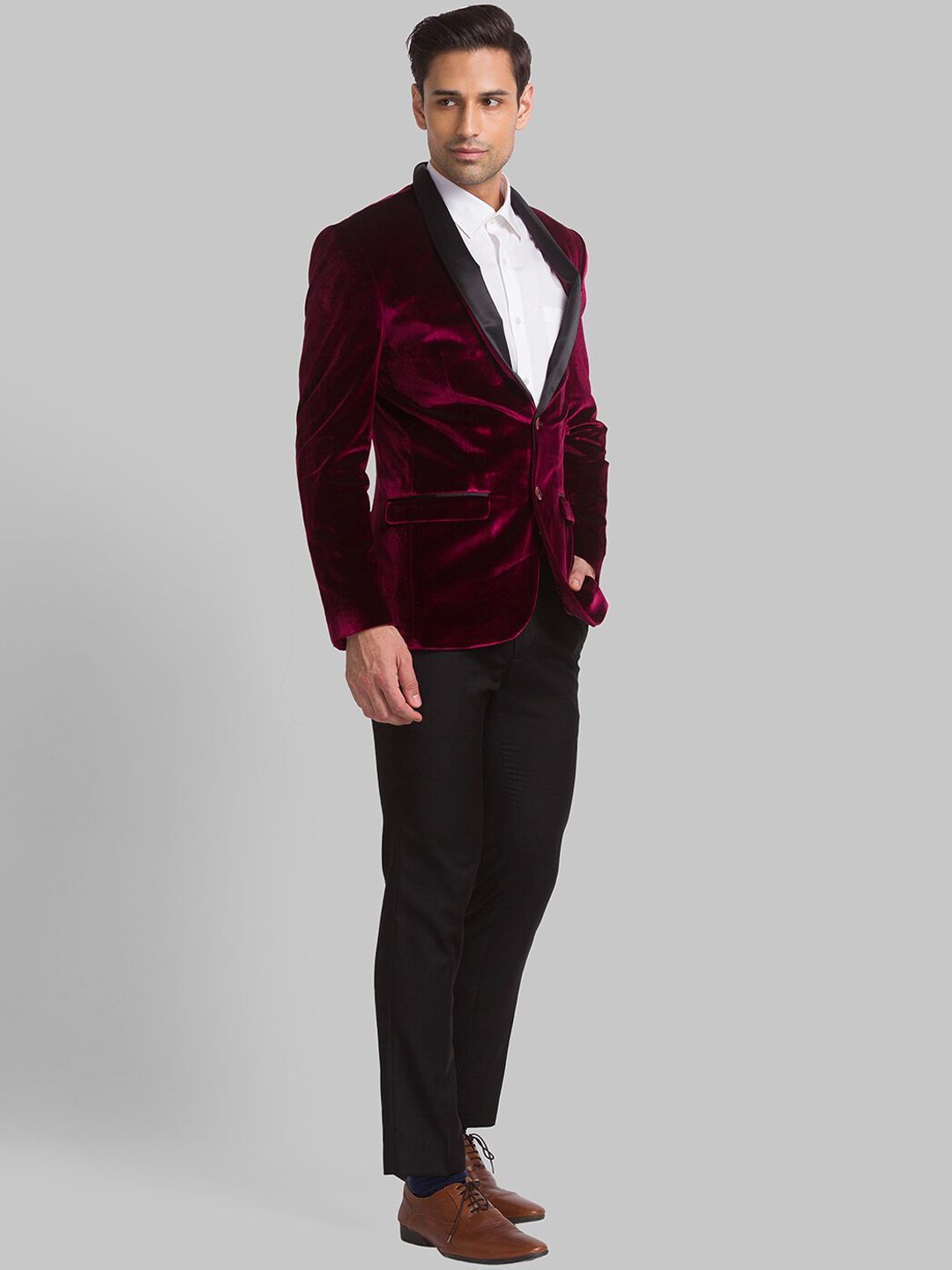 Park Avenue Men Velvet Single Breasted Dua Piece Suit