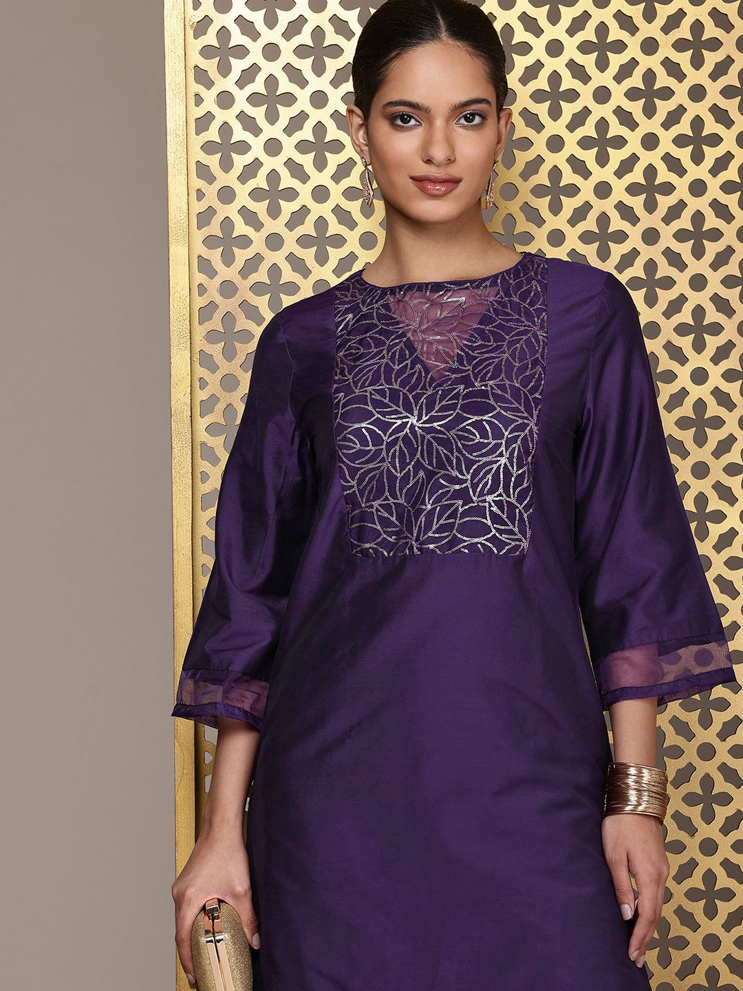 House of Pataudi Embroidered Regular Sequinned Jashn Kurta with Palazzos