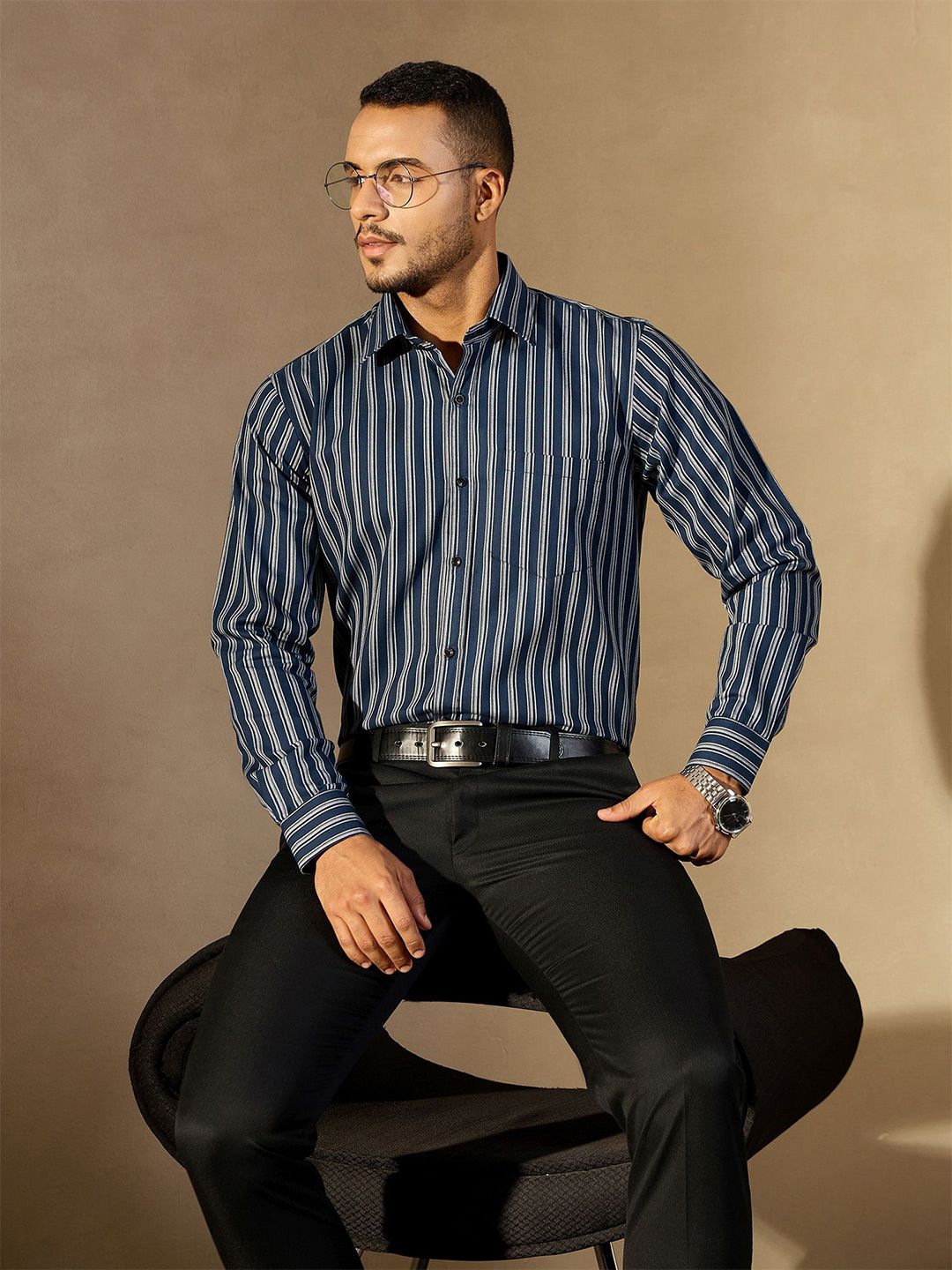 DENNISON Men Vertical Stripes Spread Collar Long Slevees Casual Shirt