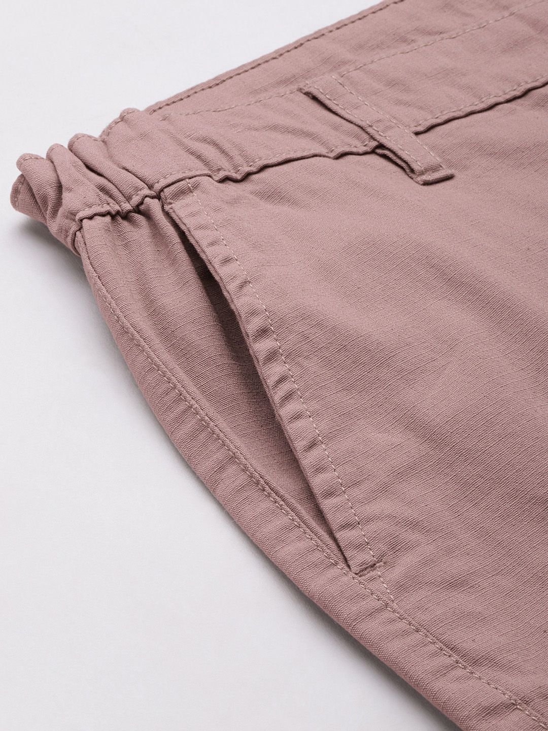 The Indian Garage Co Men Solid Cotton Relaxed Fit Cargo Shorts
