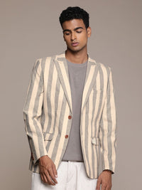 Mr Bowerbird Tailored Fit Peaked Lapel Collar Single Breasted Casual Blazer