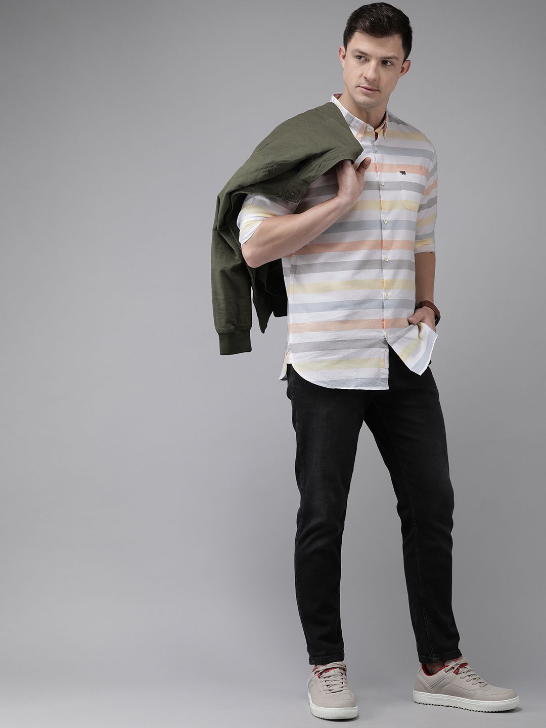 THE BEAR HOUSE Men White & Grey Pure Cotton Slim Fit Striped Casual Shirt
