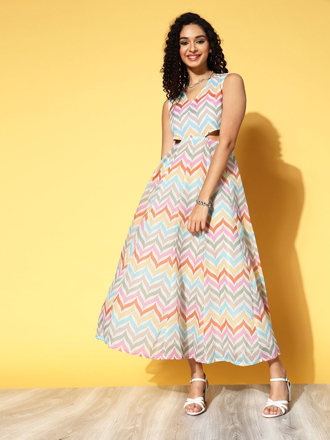 Shae by SASSAFRAS Multicoloured Cut-Out Detail Chevron Print Midi Dress