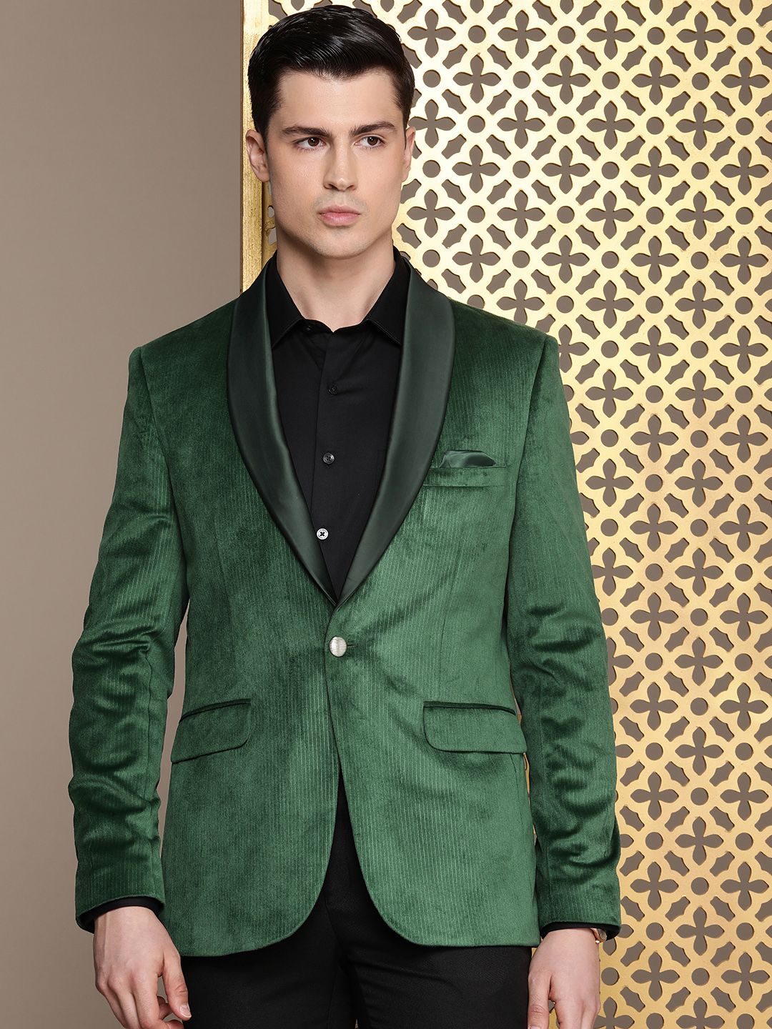 House of Pataudi Tailored Fit Striped Velvet Finish Single-Breasted Party Blazer