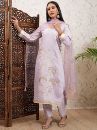 Vishudh Purple Ethnic Motifs Embroidered V Neck Straight Kurta & Trousers With Dupatta