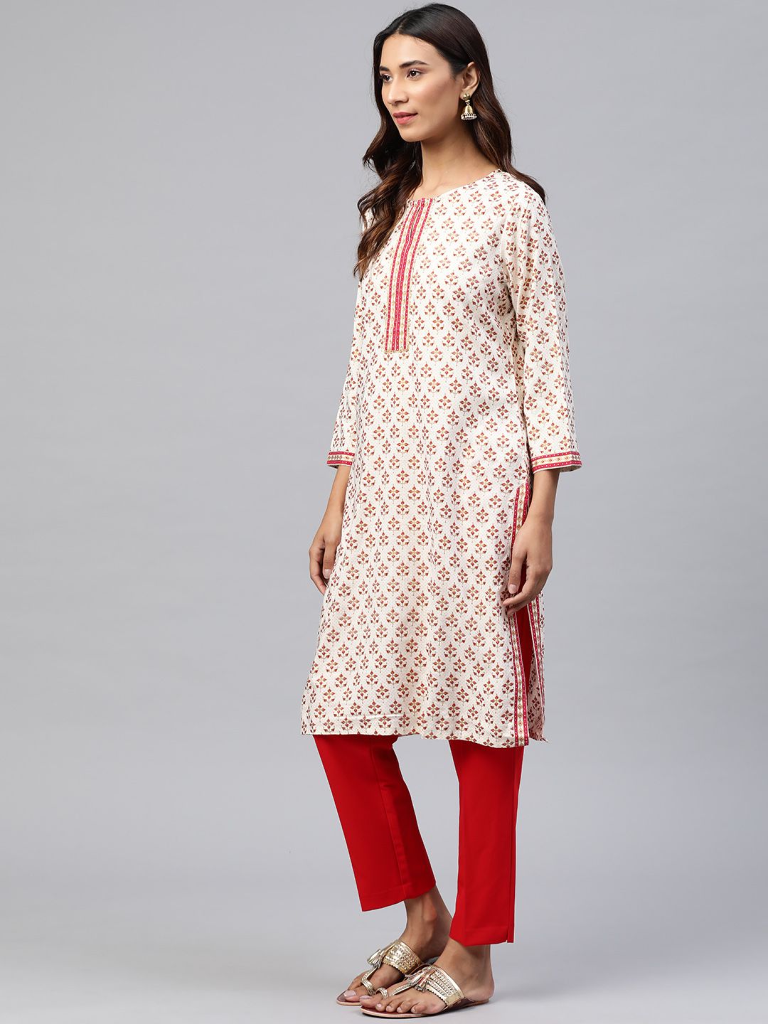 Global Desi Women Off White & Magenta Ethnic Print Ecovero Keyhole Neck Sequins Kurta