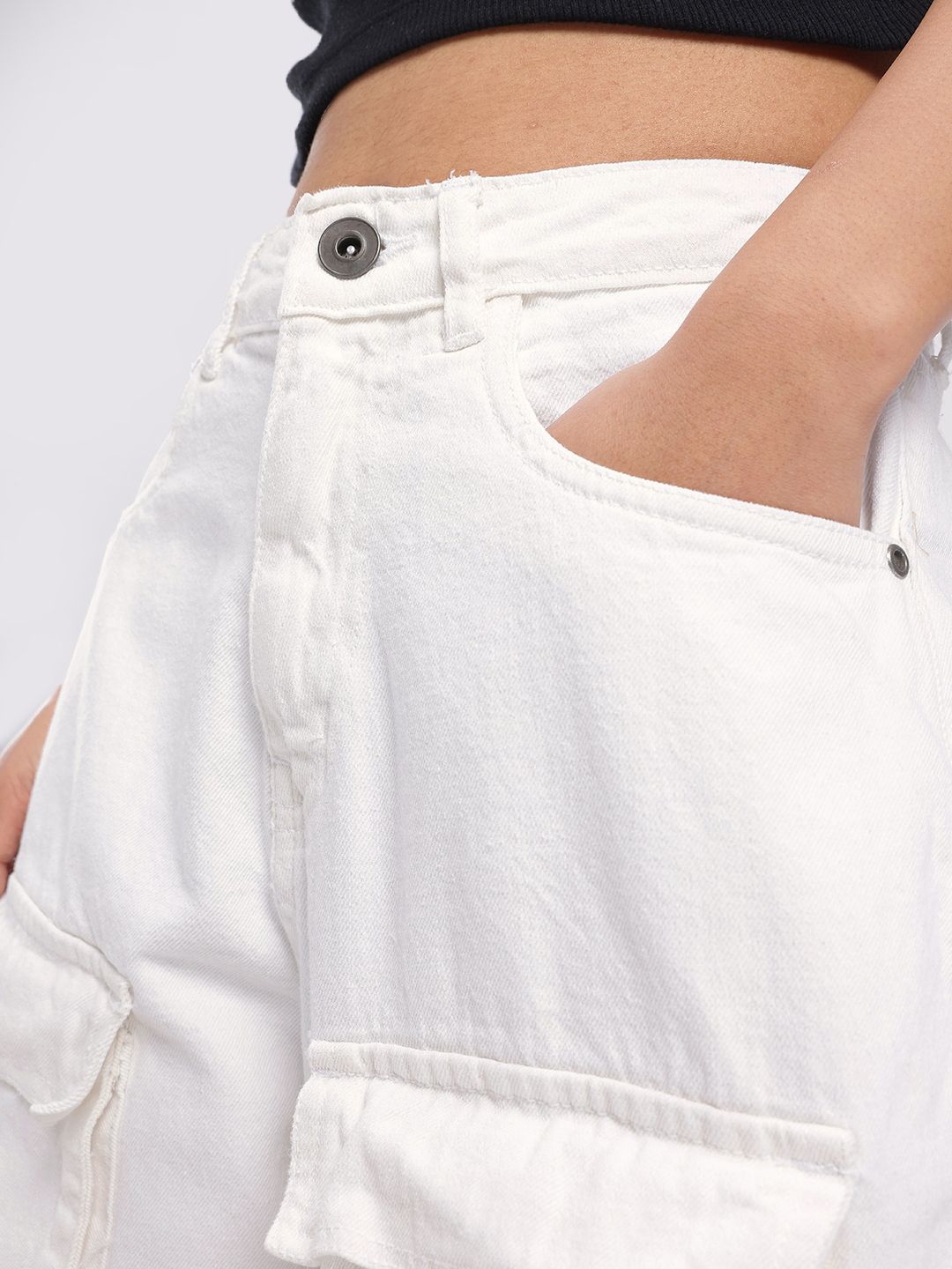 DressBerry Women Urban Cool Relaxed Fit Cargo Style Jeans
