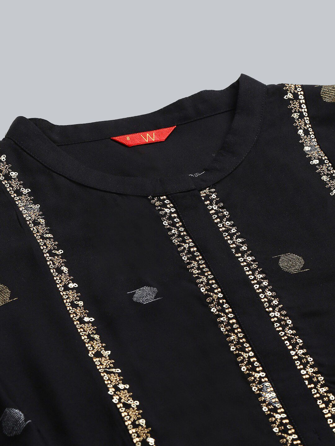 W Women Black Geometric Embroidered Thread Work Kurta