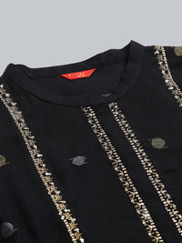 W Women Black Geometric Embroidered Thread Work Kurta