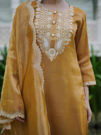 Indo Era Women Ethnic Motifs Embroidered Thread Work Kurta with Trousers With Dupatta