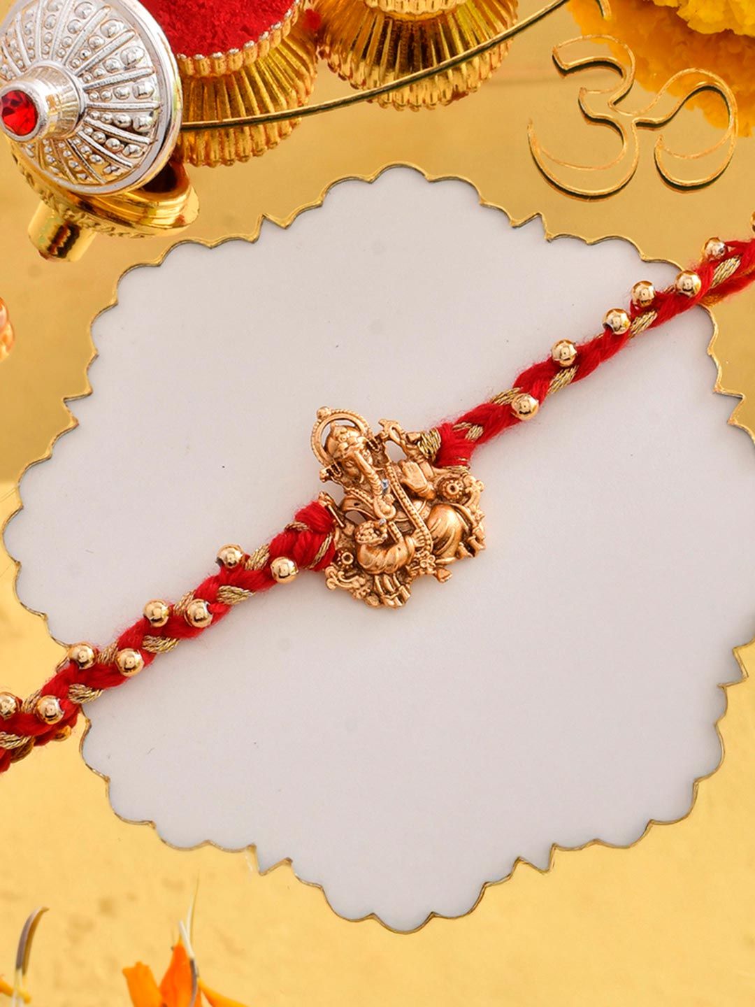 Lelaki voylla ganesha manik rakhi