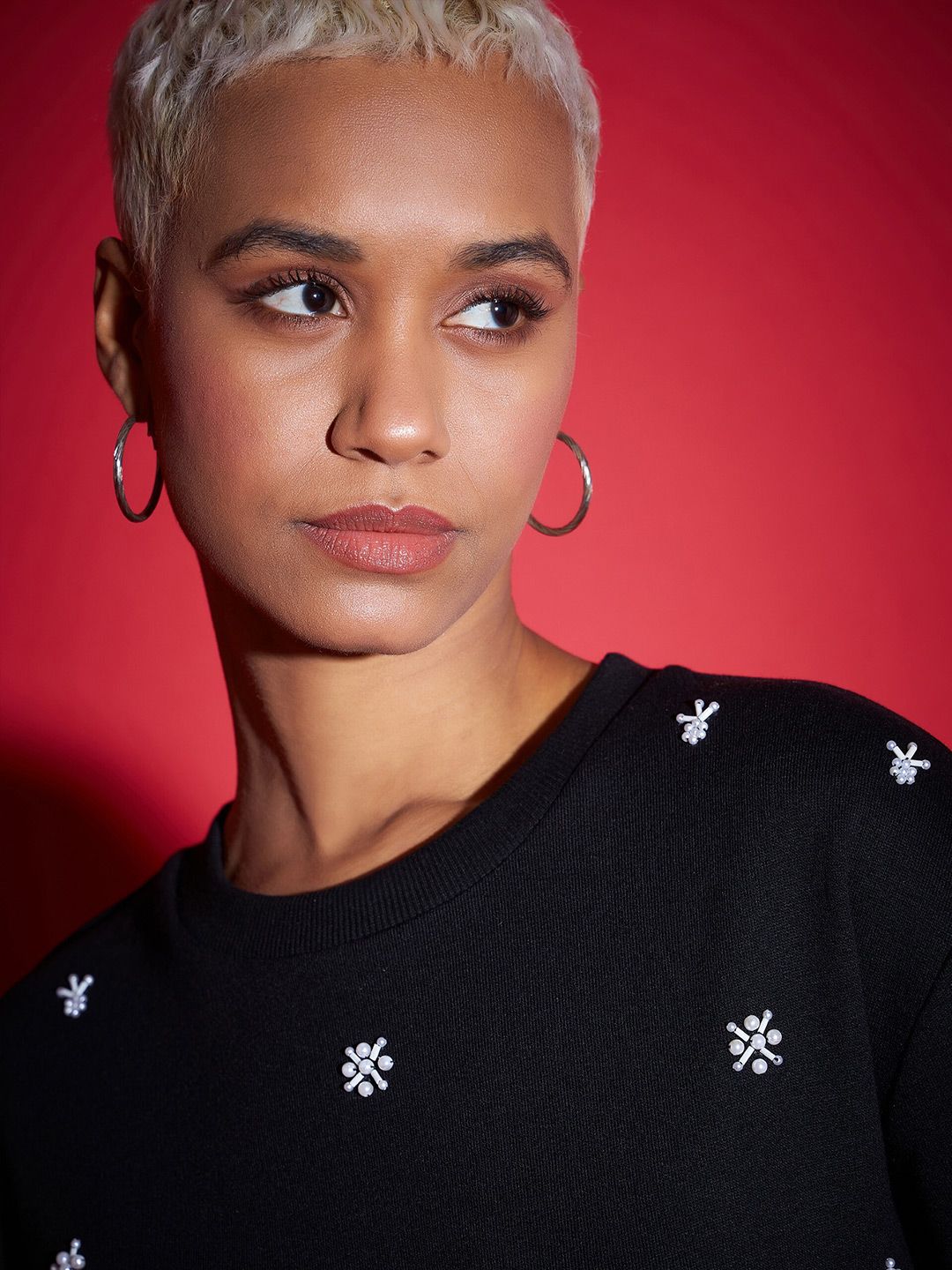 SASSAFRAS Black Embellished Sweatshirt