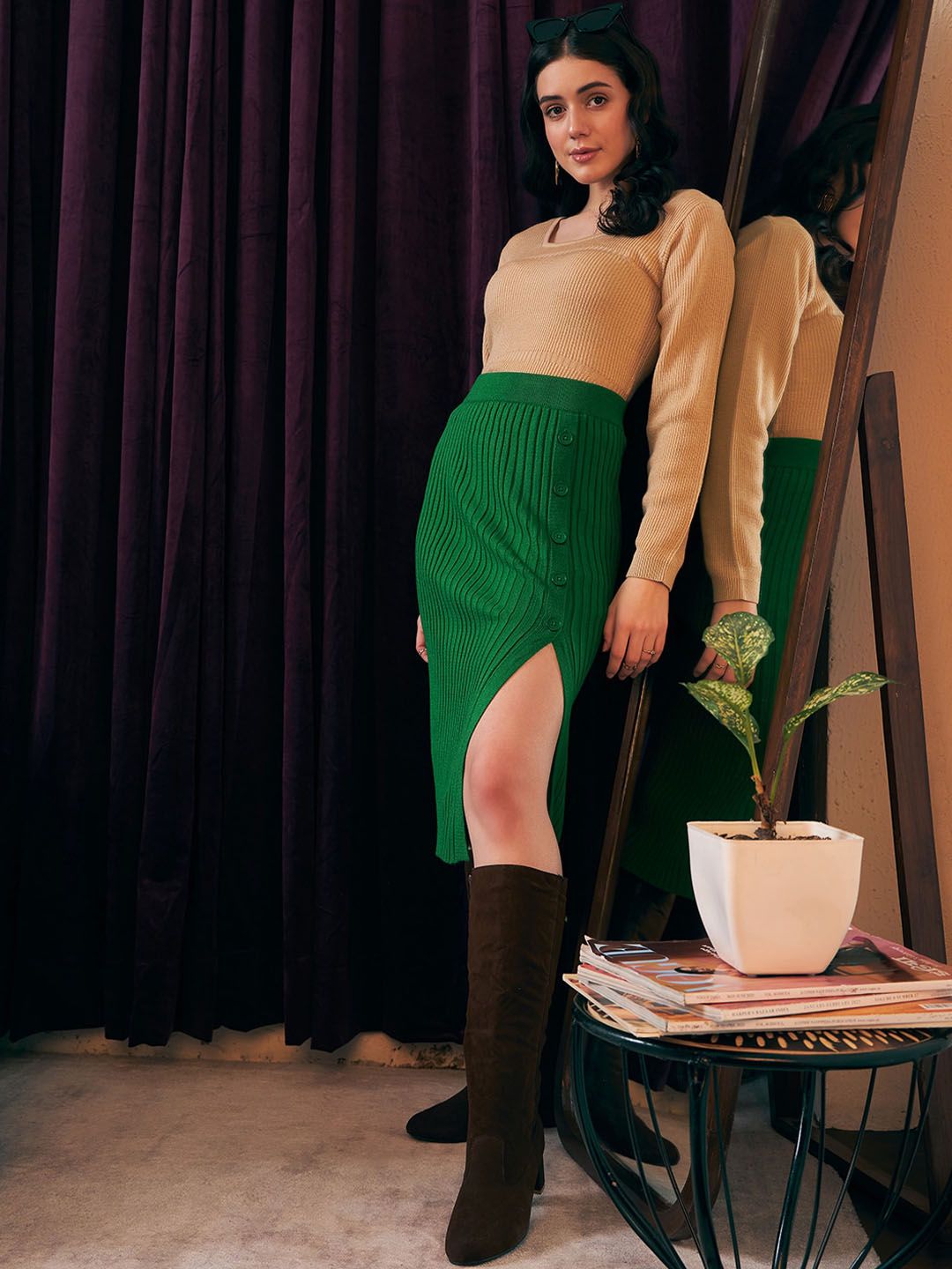 Berrylush Green Ribbed Side-Slit Pencil Midi Skirt