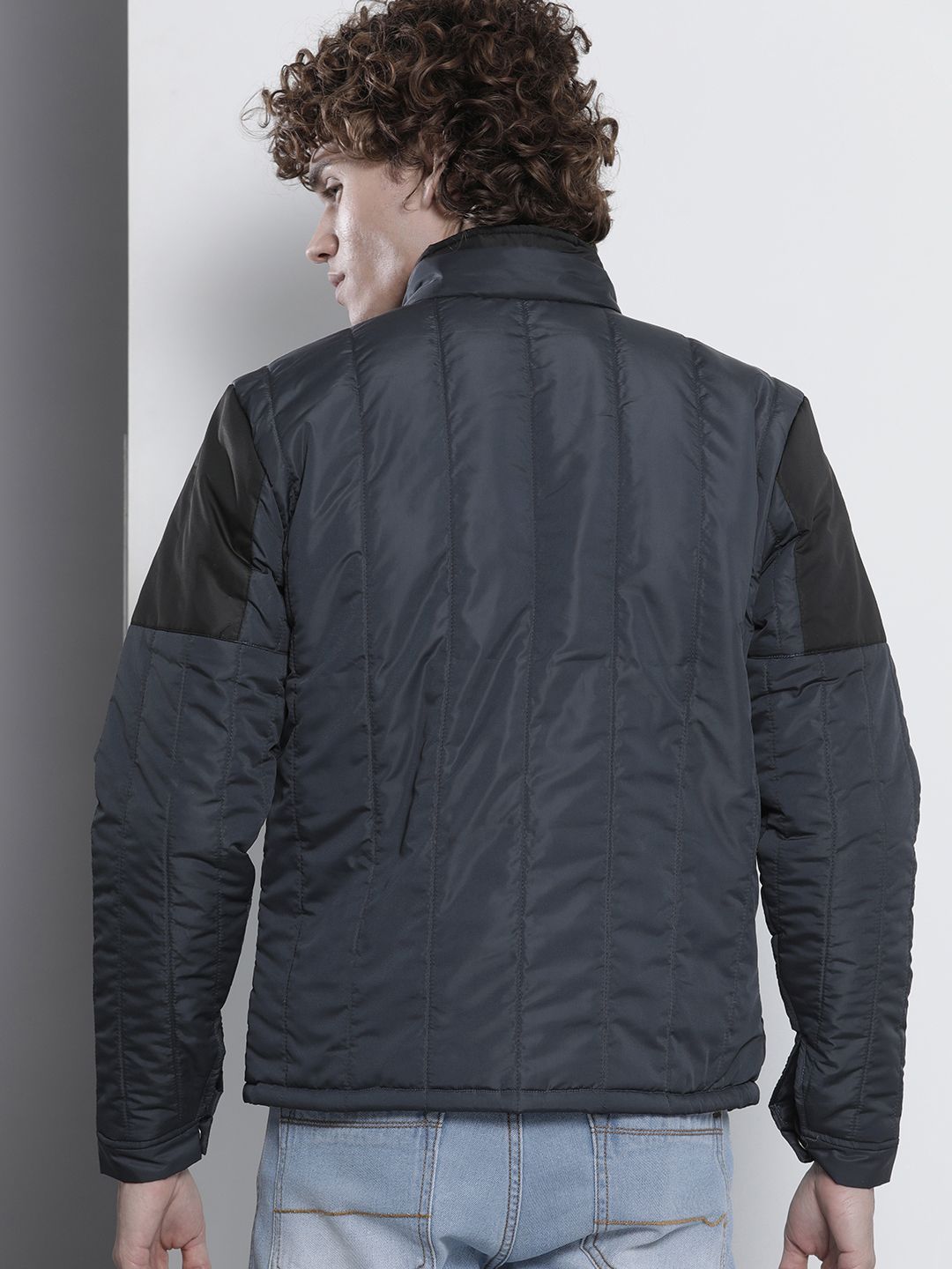 The Indian Garage Co Men Colourblock Zip-Front Slim Fit Bomber Jacket with Detachable Hood
