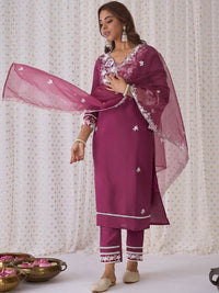 Indo Era Floral Embroidered V-Neck Thread Work Straight Kurta with Trousers & Dupatta
