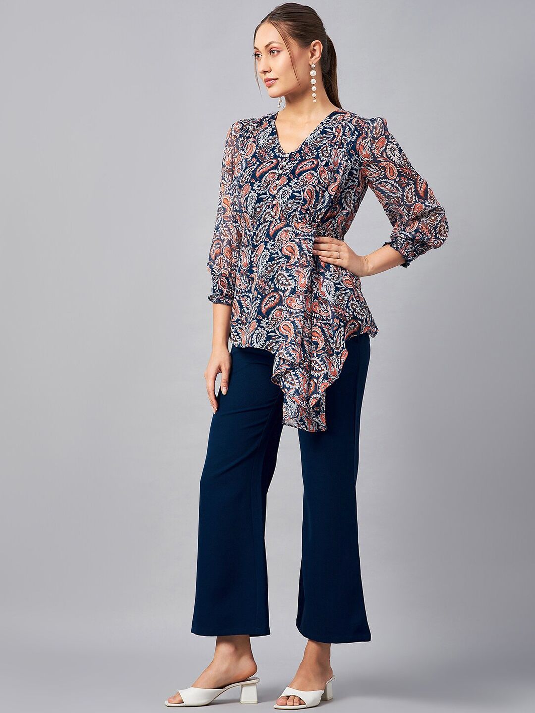 Antheaa Printed V-Neck Tunic With Trousers