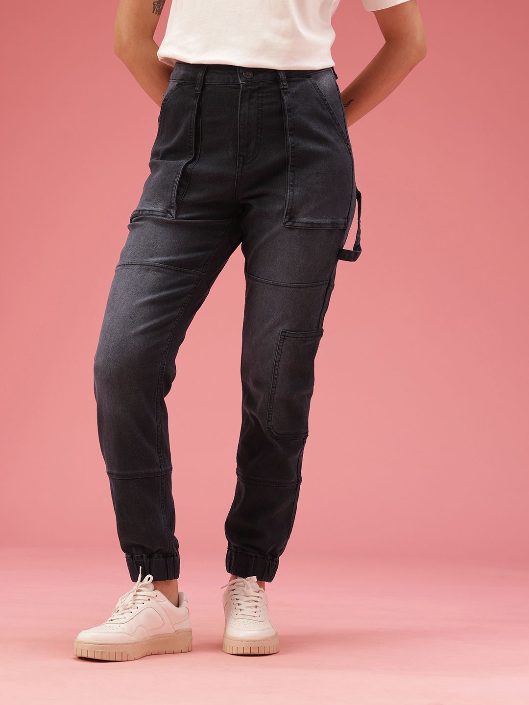 DressBerry Women Jogger Fit Light Fade Stretchable Jeans