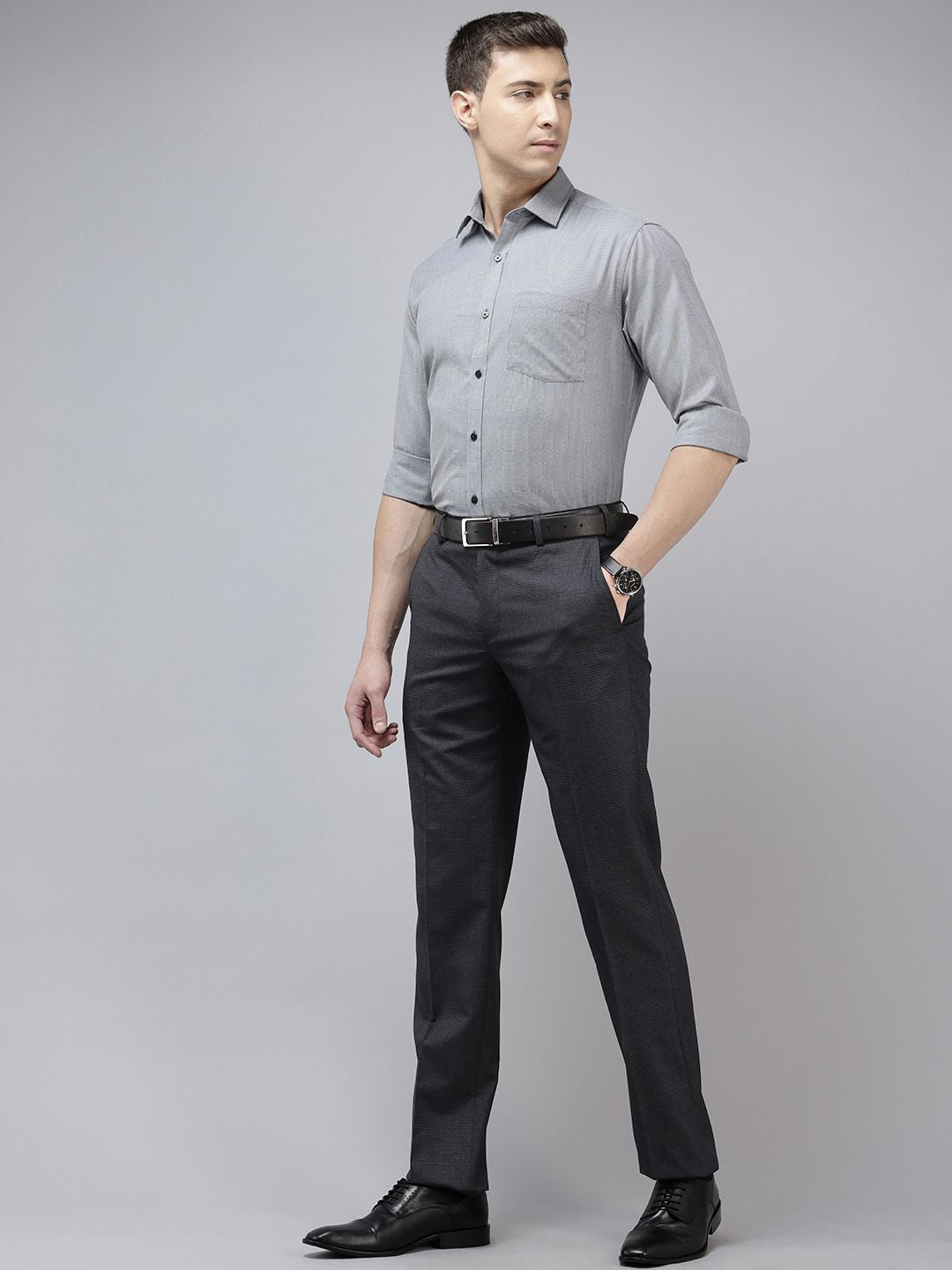 Park Avenue Men Checked Formal Trousers