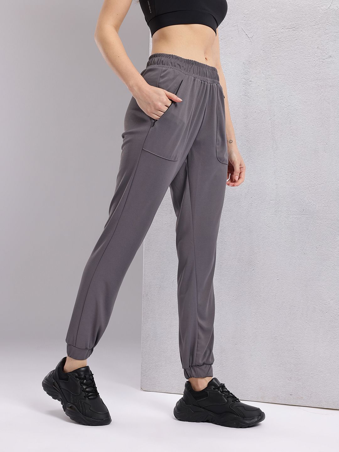 HRX by Hrithik Roshan Women Mid-Rise Regular Fit Training Joggers