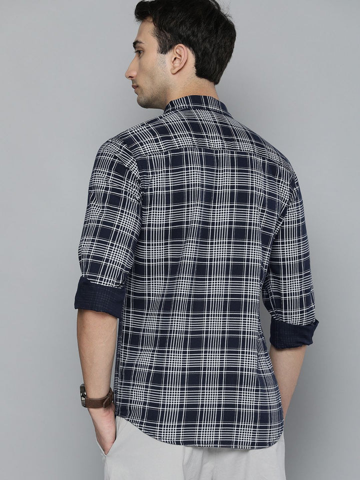 The Indian Garage Co Men Navy Blue Slim Fit Tartan Checks Opaque Checked Casual Shirt